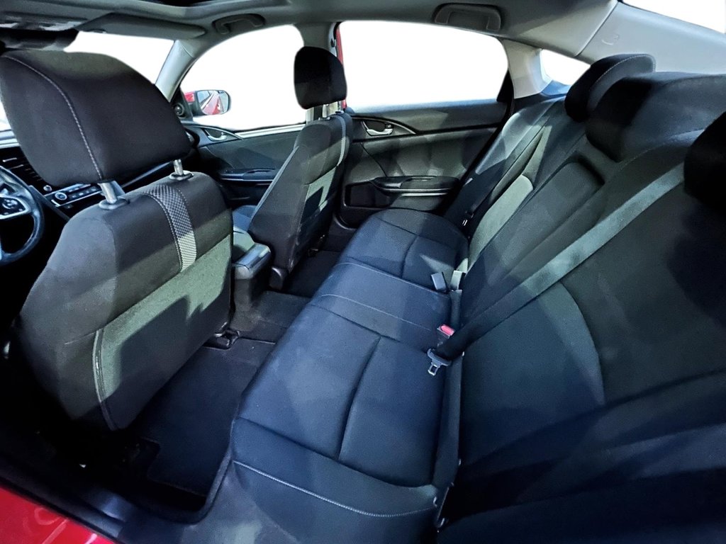 2019 Honda Civic in Quebec, Quebec - 8 - w1024h768px