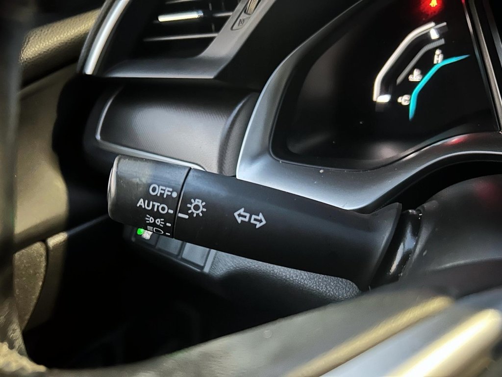 2019 Honda Civic in Quebec, Quebec - 15 - w1024h768px