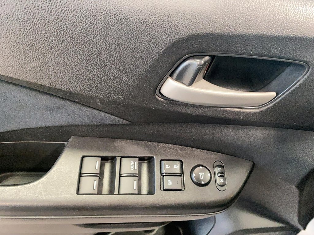 Honda CR-V  2012 à Québec, Québec - 10 - w1024h768px