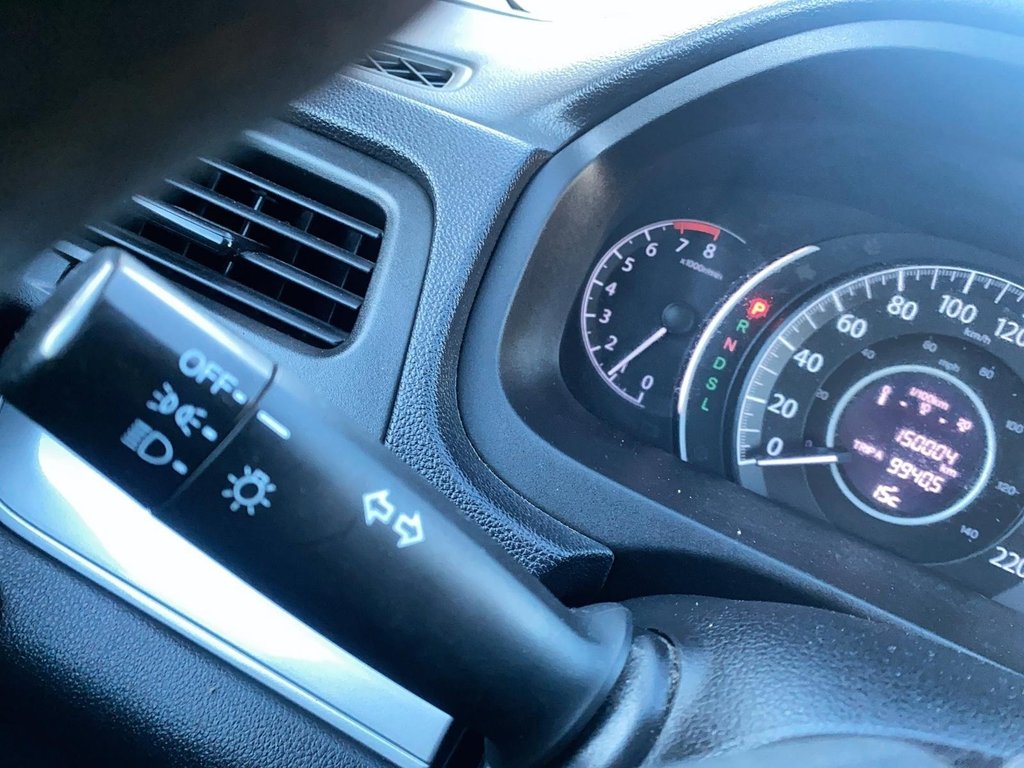 Honda CR-V  2015 à Québec, Québec - 14 - w1024h768px