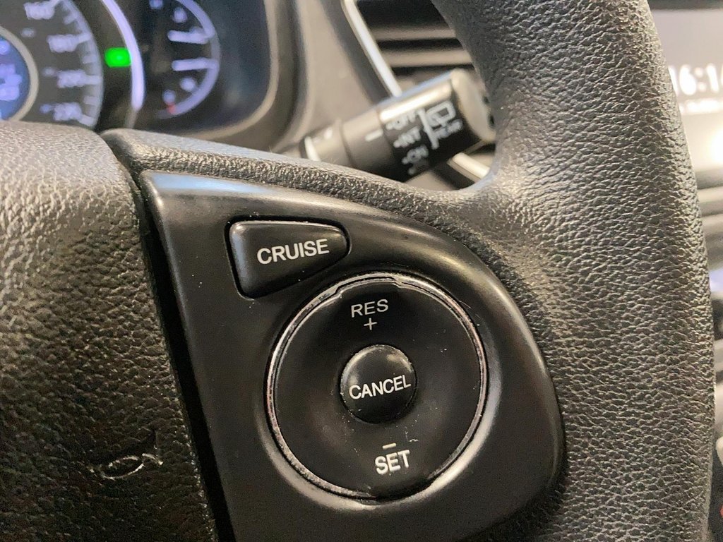 2015 Honda CR-V in Quebec, Quebec - 14 - w1024h768px