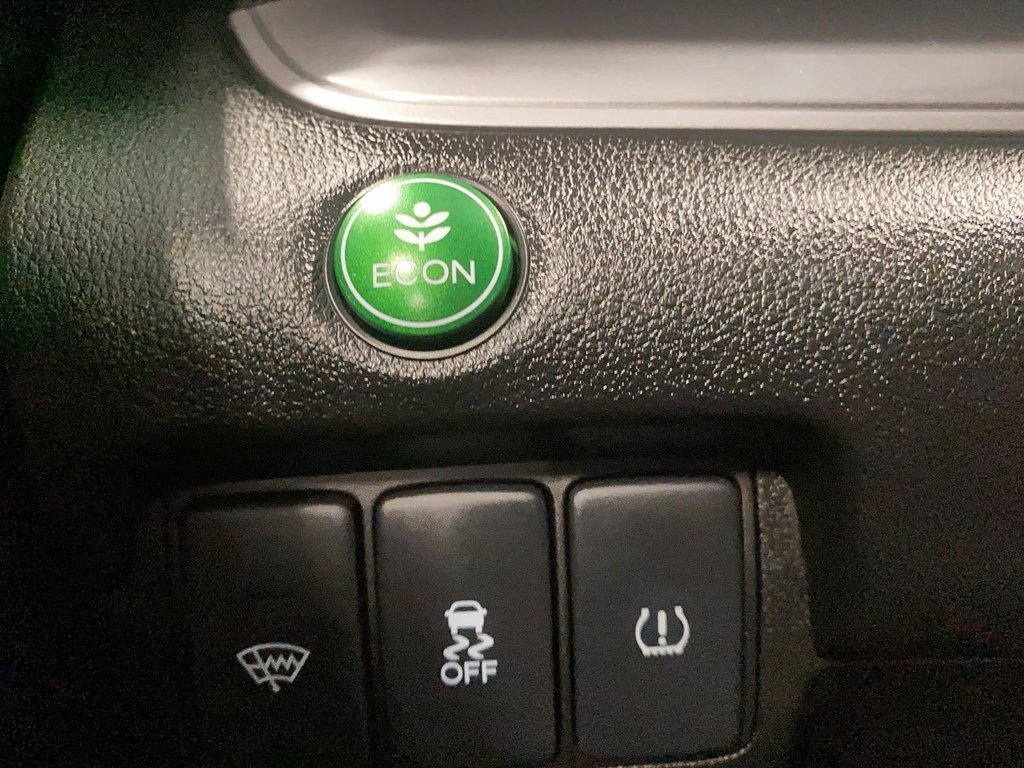 2015 Honda CR-V in Quebec, Quebec - 17 - w1024h768px