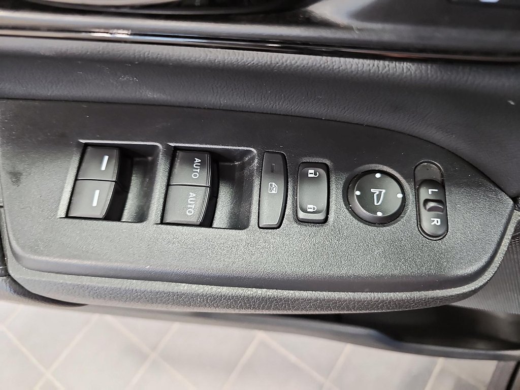 Honda CR-V  2020 à Québec, Québec - 11 - w1024h768px