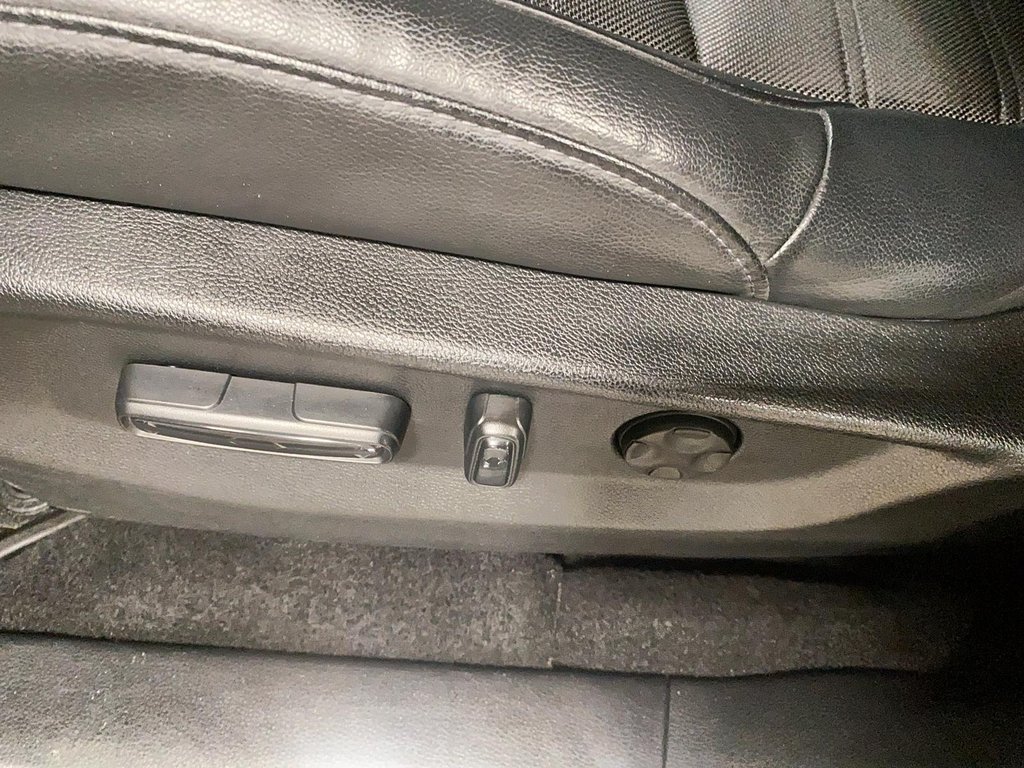 Honda CR-V  2020 à Québec, Québec - 20 - w1024h768px