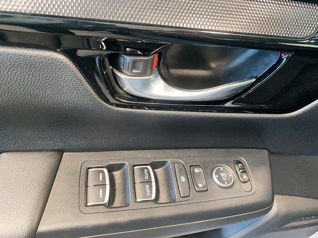 Honda CR-V  2023 à Québec, Québec - 9 - w1024h768px