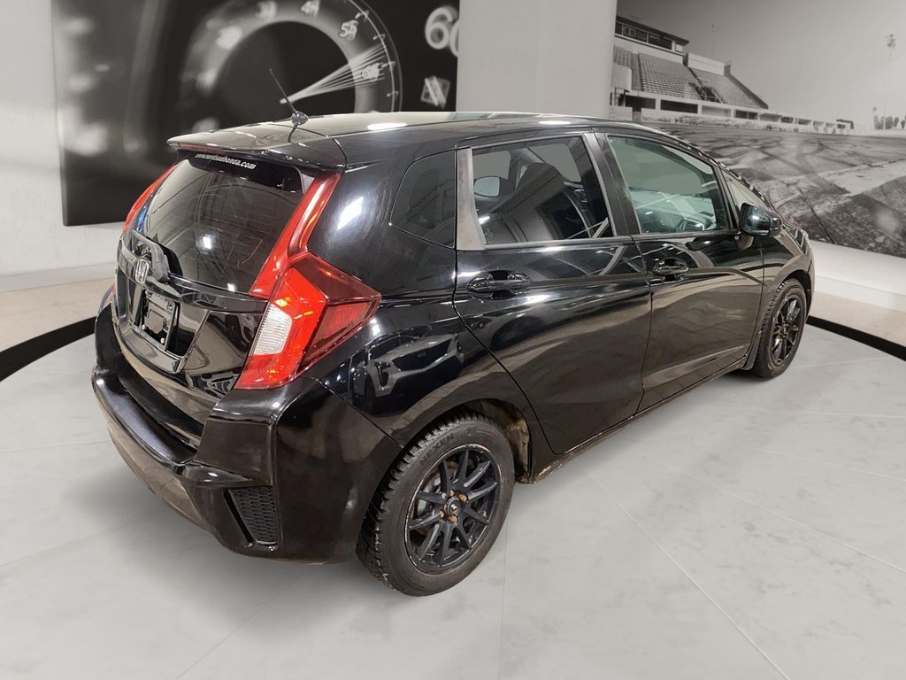 2015 Honda Fit in Quebec, Quebec - 4 - w1024h768px