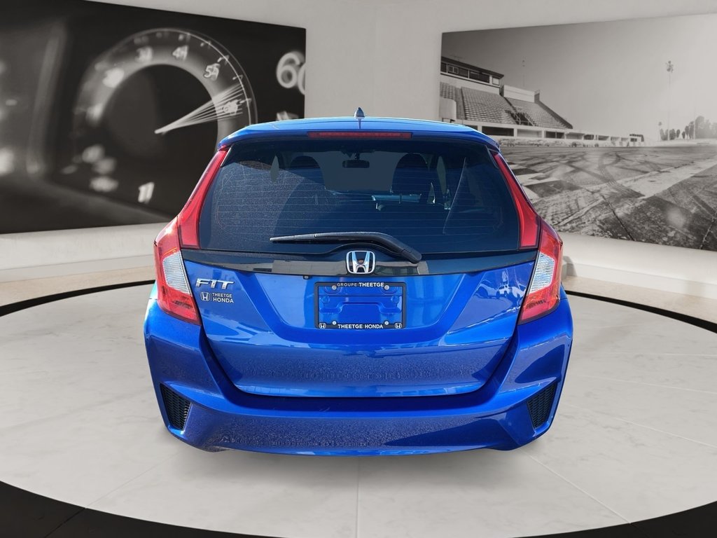 2016 Honda Fit in Quebec, Quebec - 5 - w1024h768px