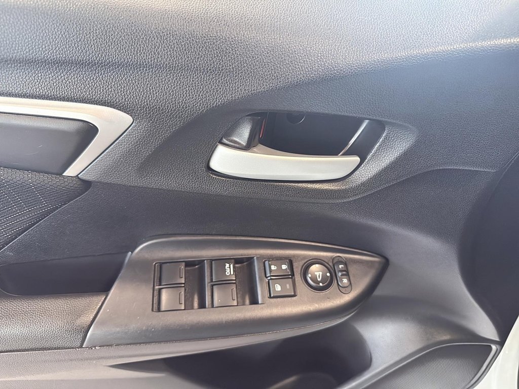 Honda Fit  2017 à Québec, Québec - 10 - w1024h768px