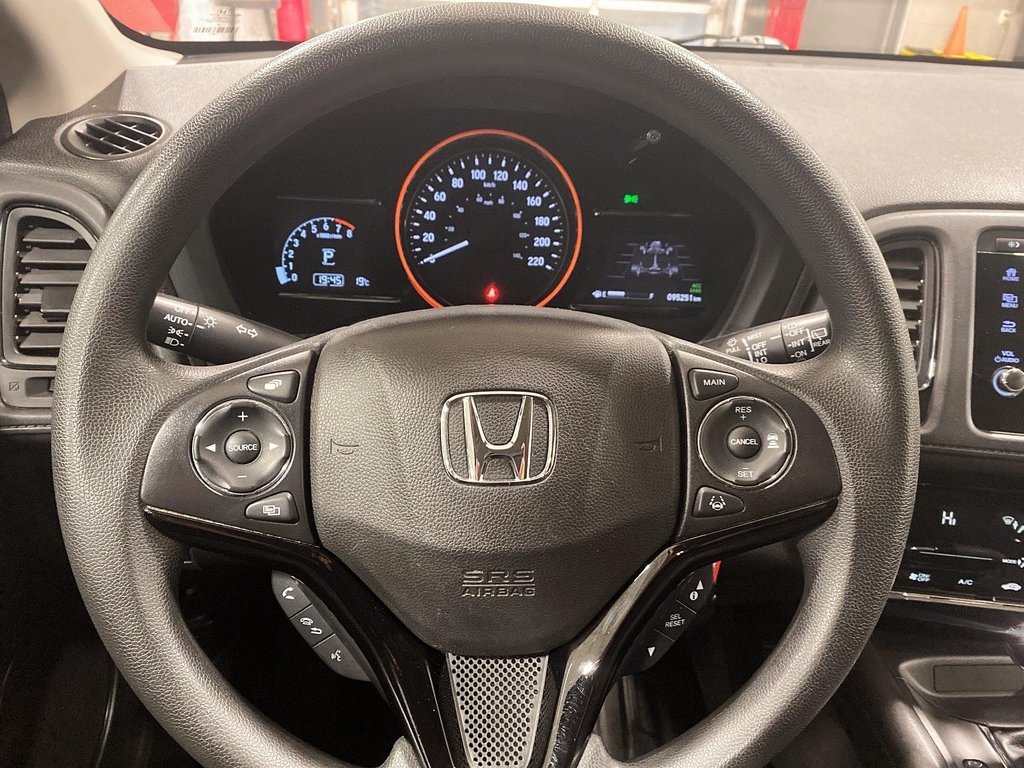 2020 Honda HR-V in Quebec, Quebec - 11 - w1024h768px