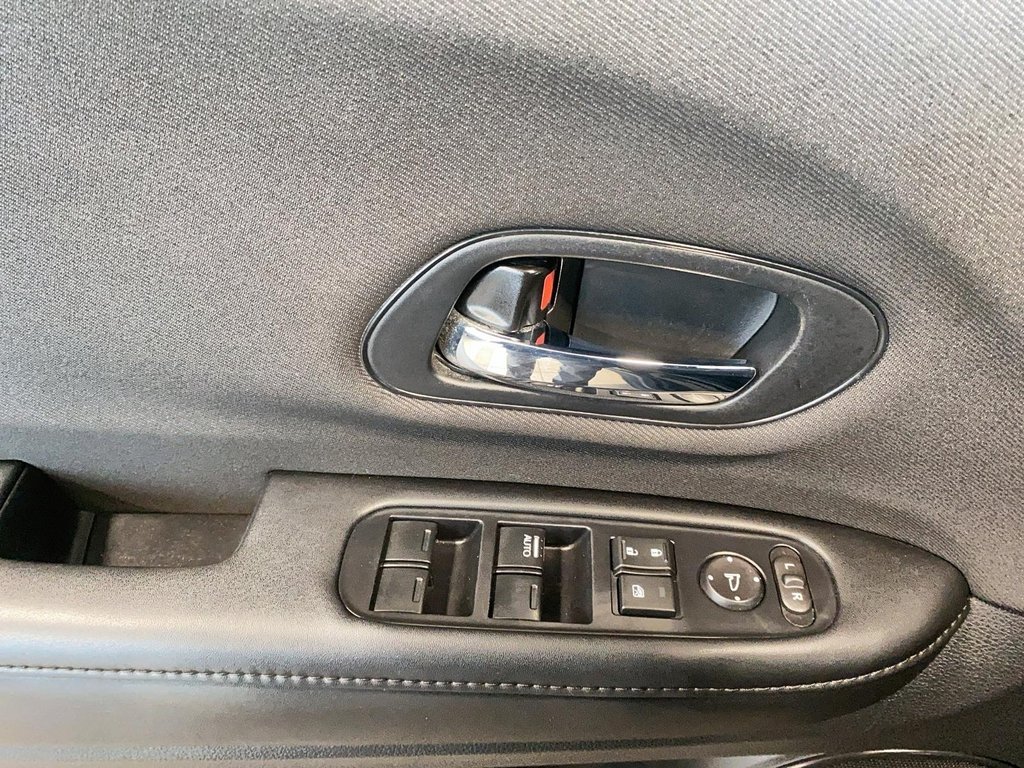 Honda HR-V  2020 à Québec, Québec - 11 - w1024h768px