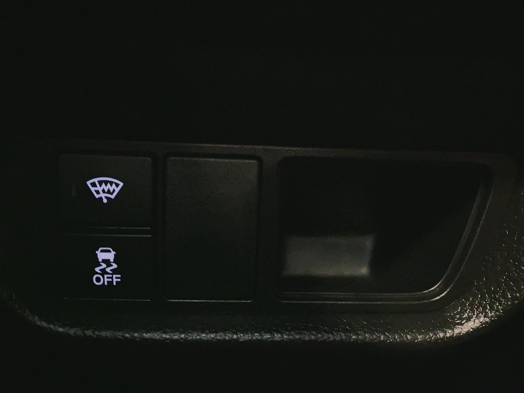 Honda HR-V  2023 à Québec, Québec - 18 - w1024h768px