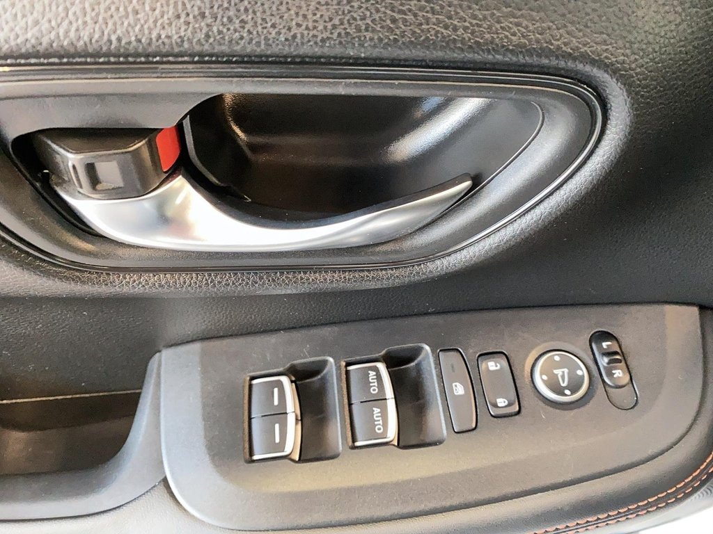 Honda HR-V  2023 à Québec, Québec - 10 - w1024h768px