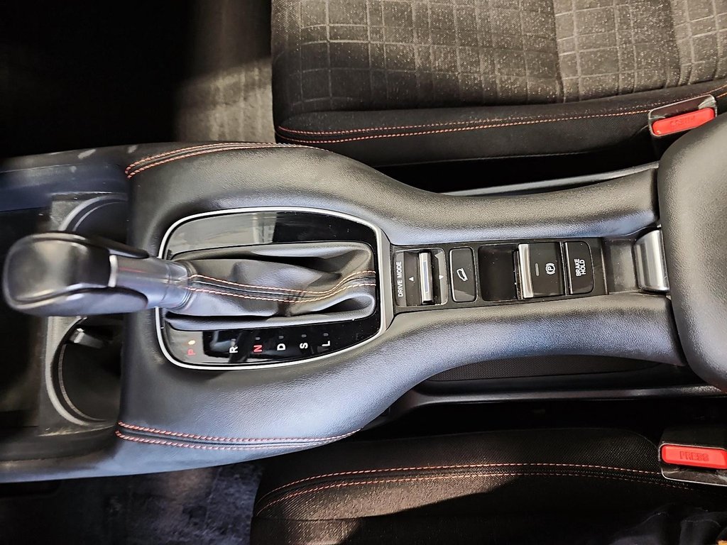 Honda HR-V  2023 à Québec, Québec - 15 - w1024h768px