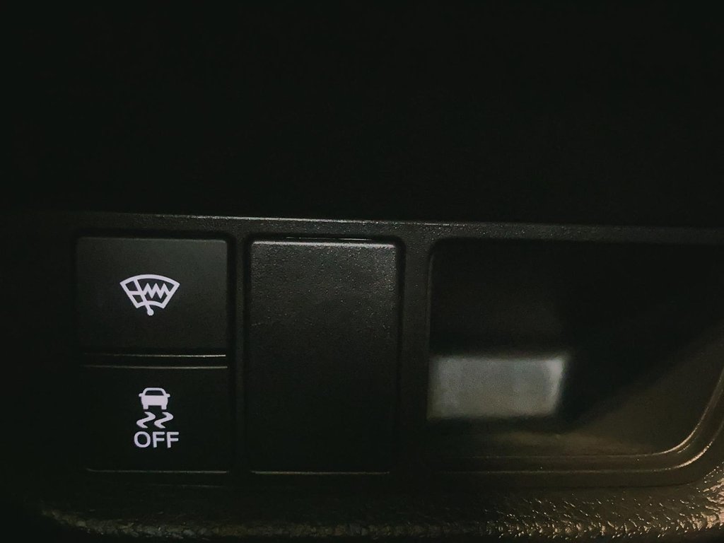 Honda HR-V  2023 à Québec, Québec - 17 - w1024h768px