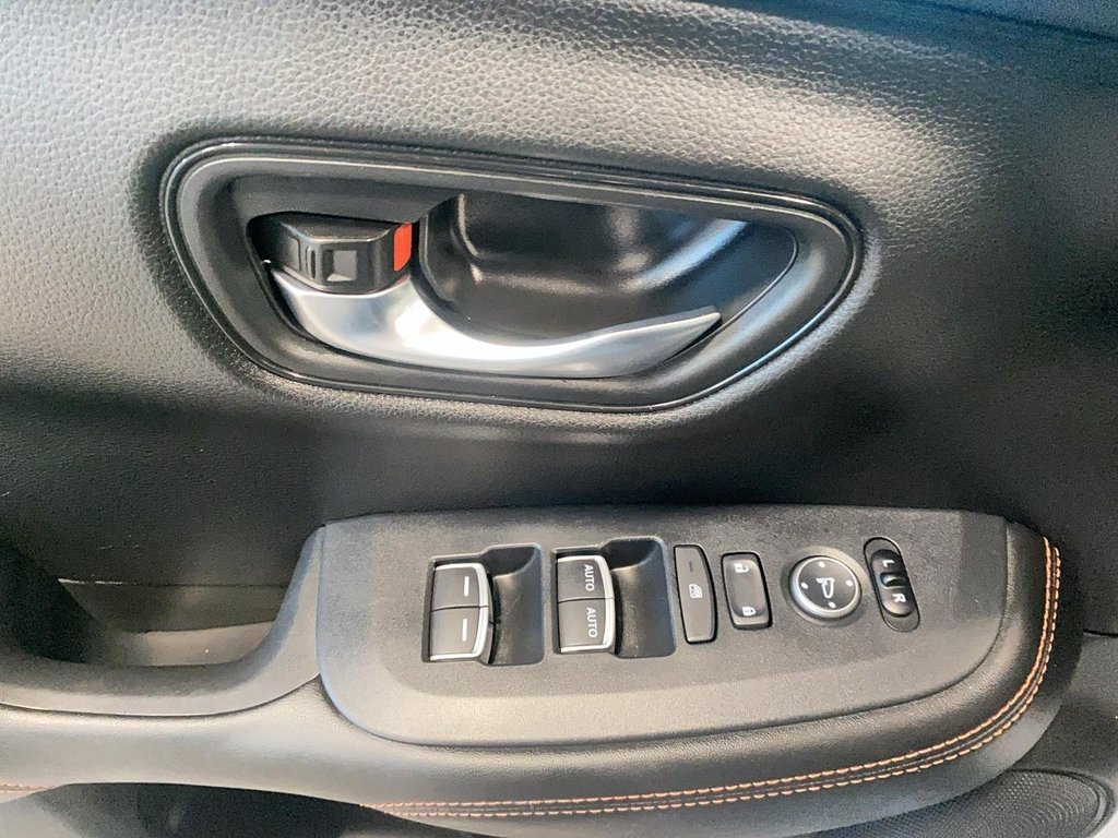 Honda HR-V  2023 à Québec, Québec - 10 - w1024h768px