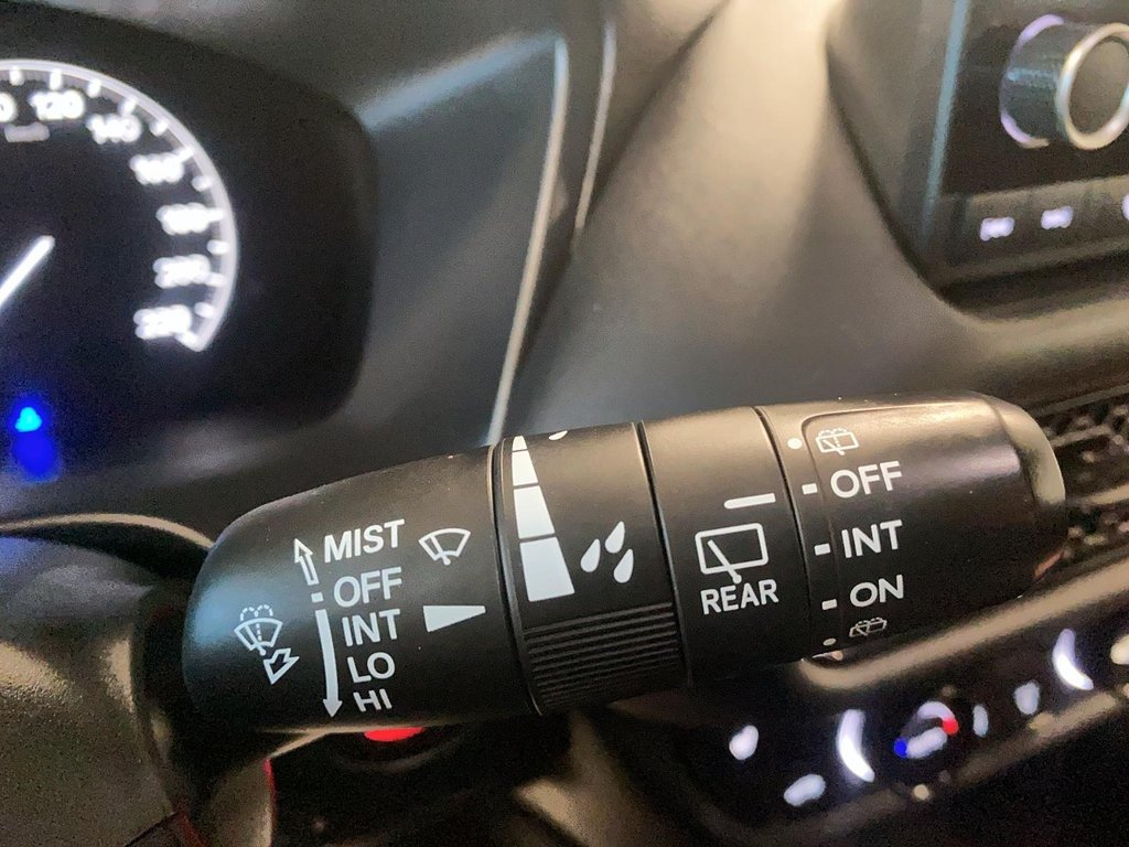 Honda HR-V  2023 à Québec, Québec - 16 - w1024h768px