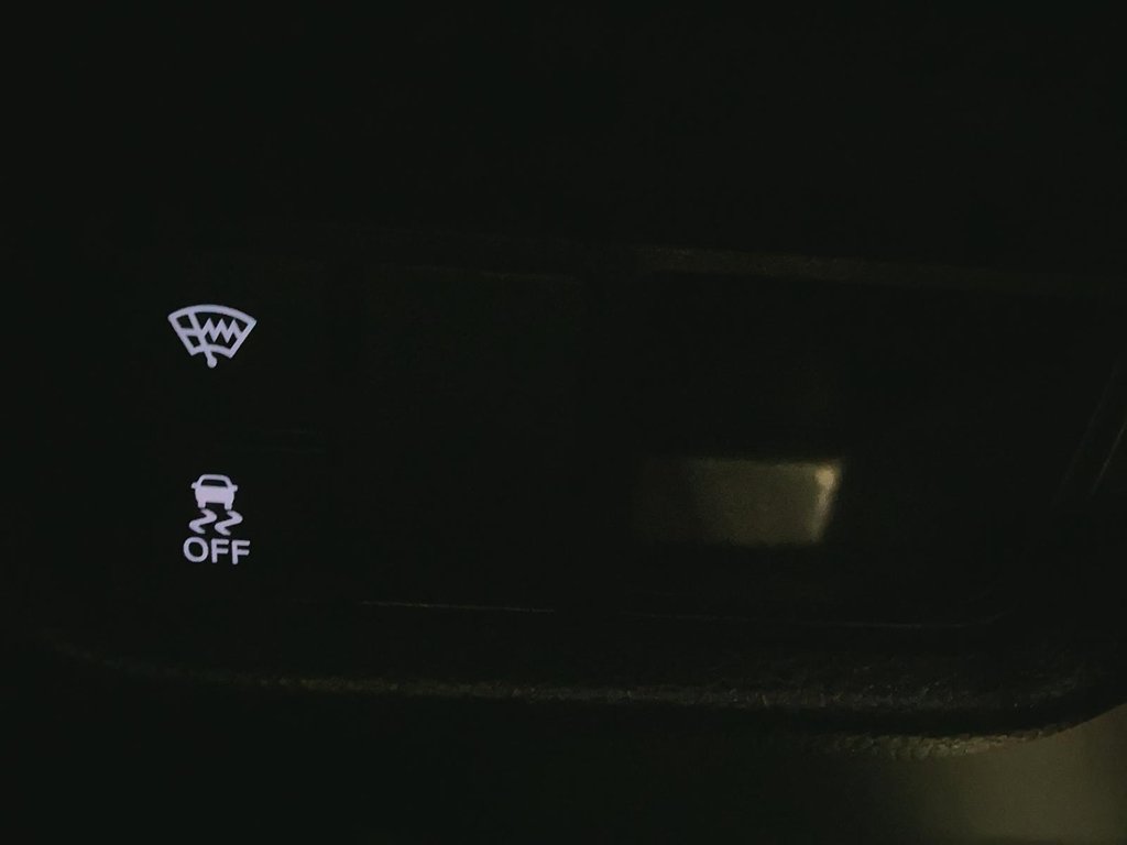 Honda HR-V  2023 à Québec, Québec - 17 - w1024h768px