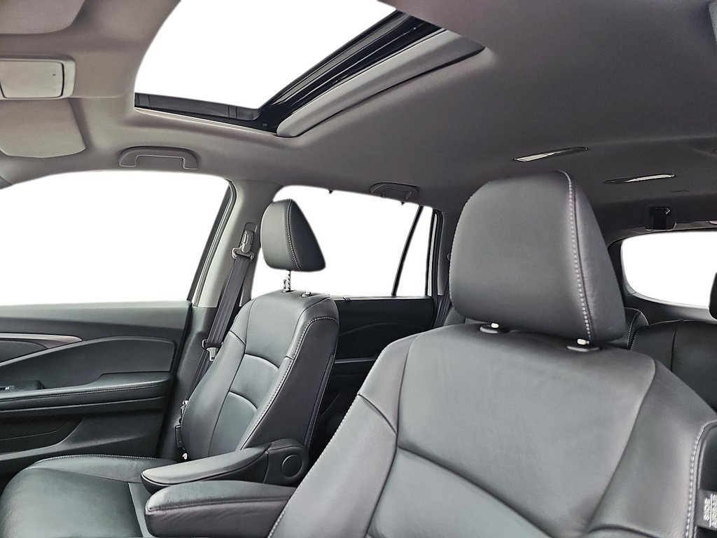 Honda Pilot  2022 à Québec, Québec - 17 - w1024h768px