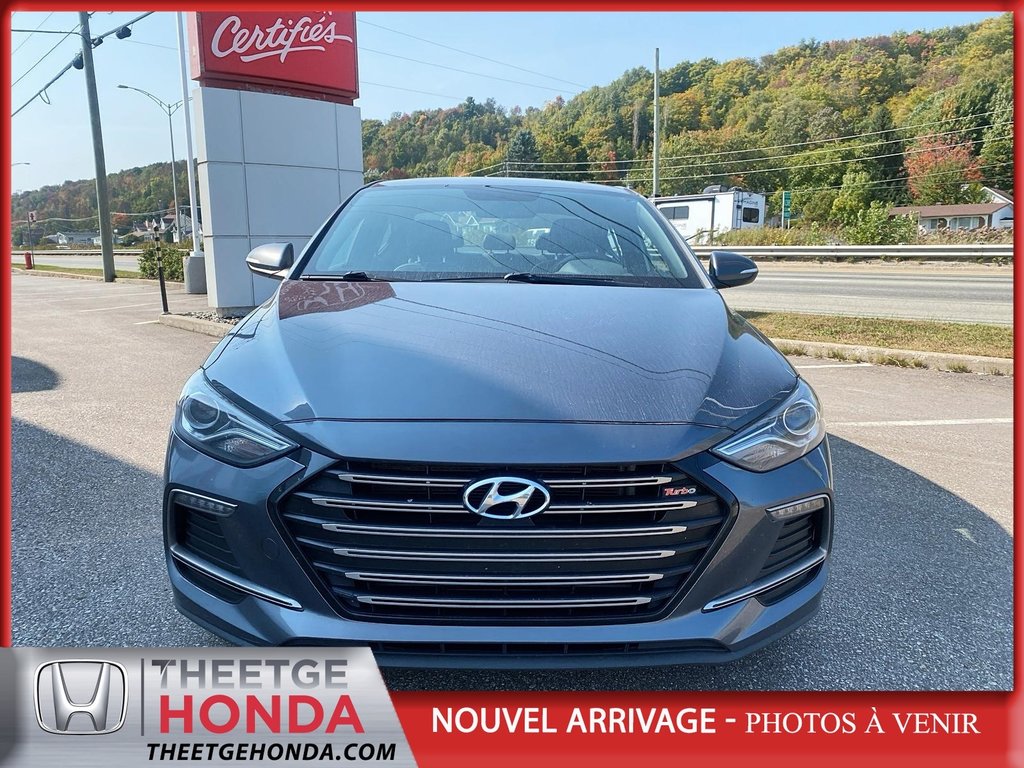 Hyundai Elantra  2018 à Québec, Québec - 3 - w1024h768px