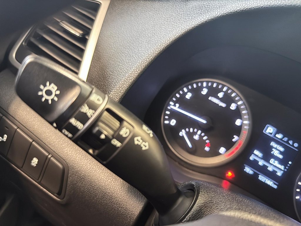 Hyundai Tucson  2017 à Québec, Québec - 16 - w1024h768px