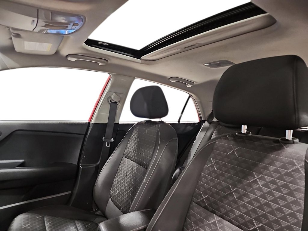 Kia Rio 5-door  2022 à Québec, Québec - 18 - w1024h768px