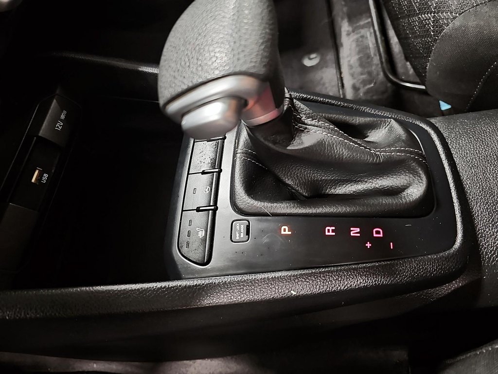 Kia Rio 5-door  2022 à Québec, Québec - 16 - w1024h768px