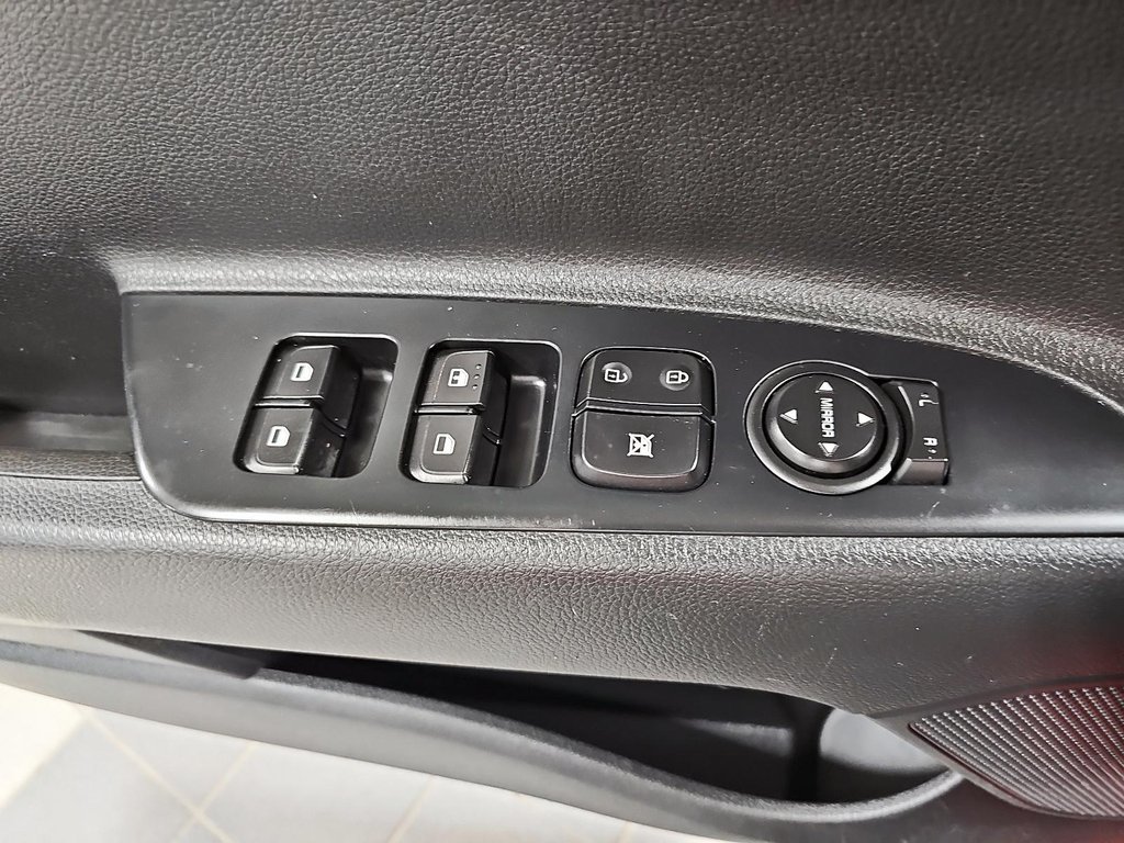 Kia Rio 5-door  2022 à Québec, Québec - 13 - w1024h768px