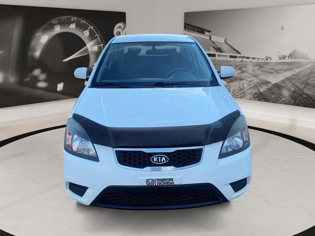 Kia Rio  2011 à Québec, Québec - 2 - w1024h768px