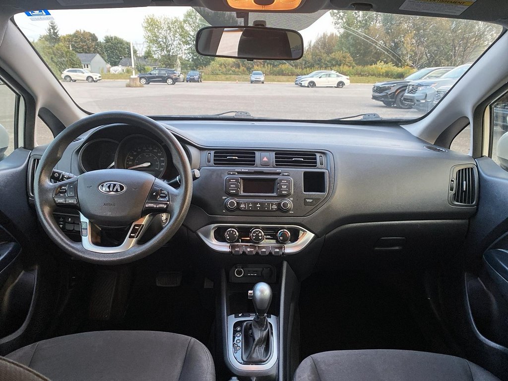 Kia Rio  2014 à Québec, Québec - 8 - w1024h768px