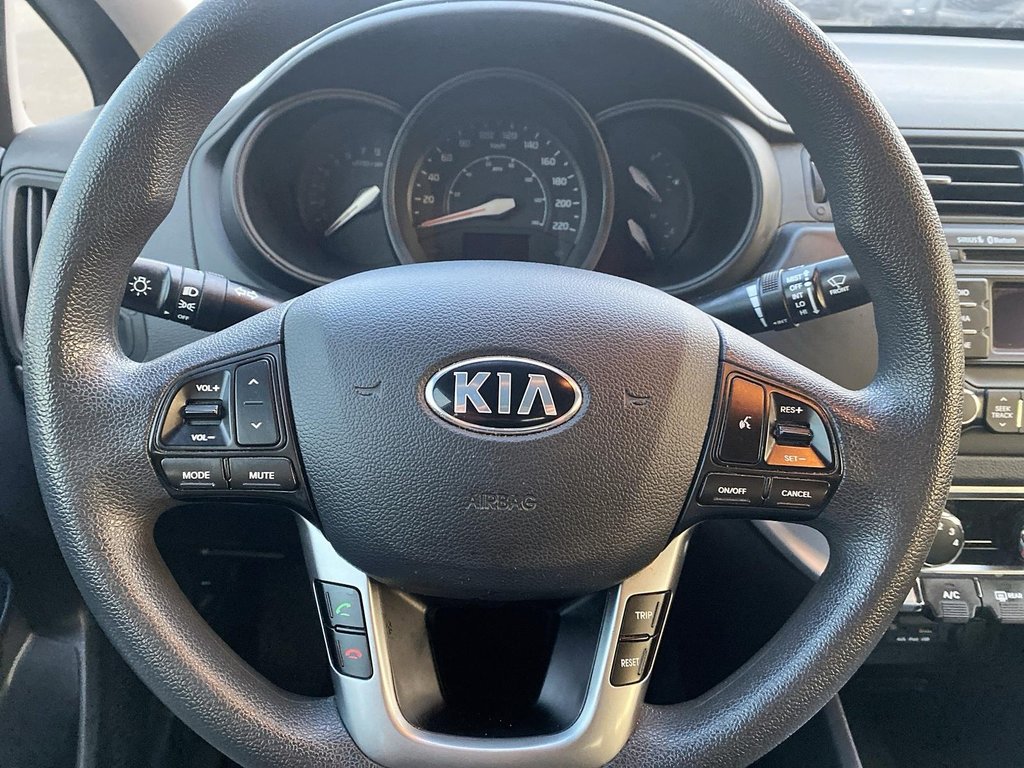 Kia Rio  2014 à Québec, Québec - 11 - w1024h768px