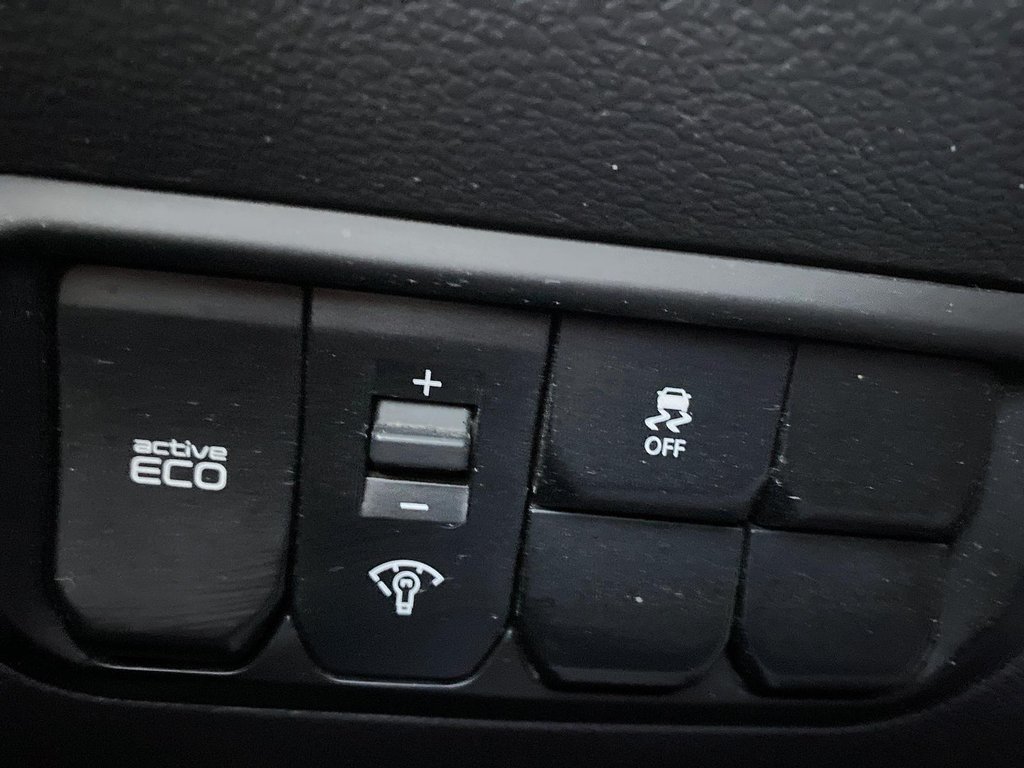 2014 Kia Rio in Quebec, Quebec - 17 - w1024h768px