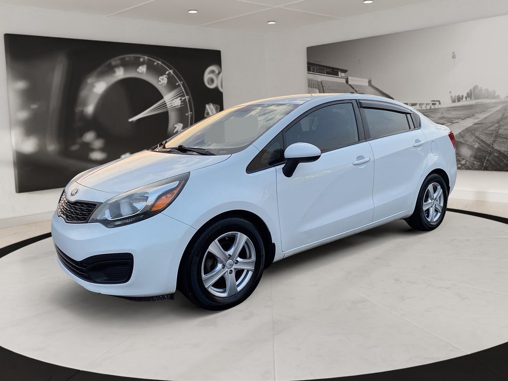 Kia Rio  2014 à Québec, Québec - 1 - w1024h768px