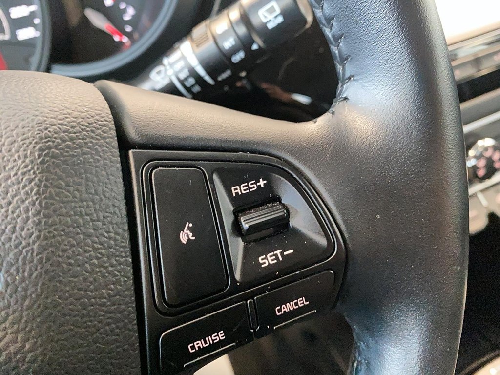 2017 Kia Rio in Quebec, Quebec - 12 - w1024h768px