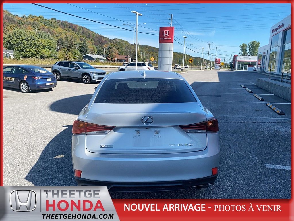 2020 Lexus IS in Quebec, Quebec - 6 - w1024h768px