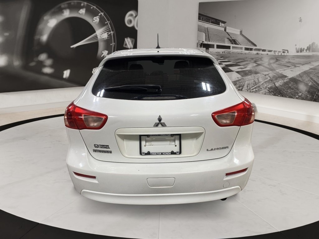 2014 Mitsubishi Lancer Sportback in Quebec, Quebec - 5 - w1024h768px