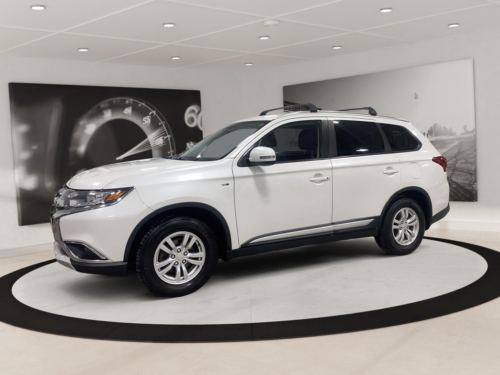 Mitsubishi Outlander  2017 à Québec, Québec - 1 - w1024h768px
