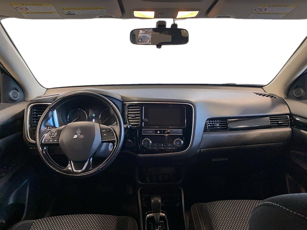 Mitsubishi Outlander  2019 à Québec, Québec - 12 - w1024h768px