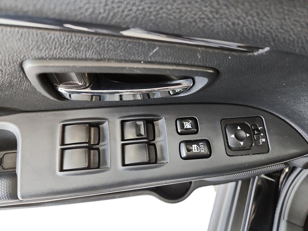 Mitsubishi RVR  2021 à Québec, Québec - 10 - w1024h768px