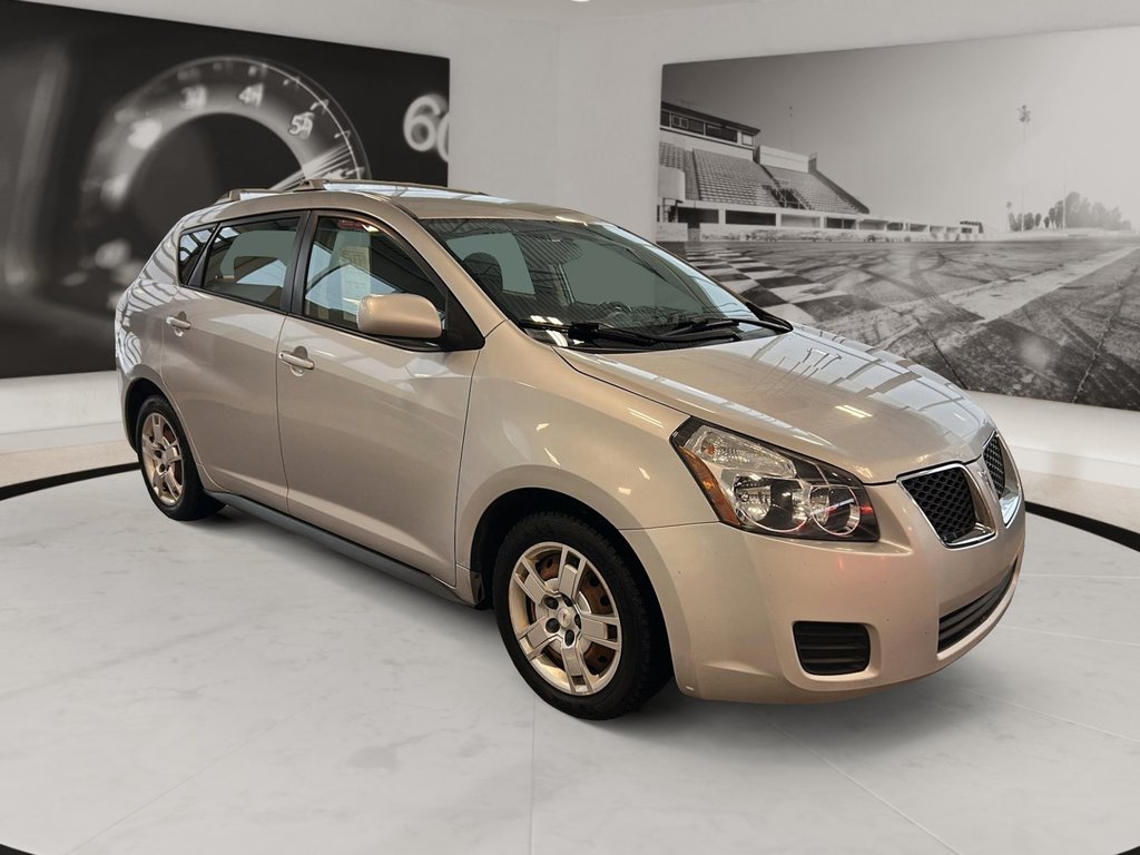 Pontiac Vibe  2009 à Québec, Québec - 2 - w1024h768px