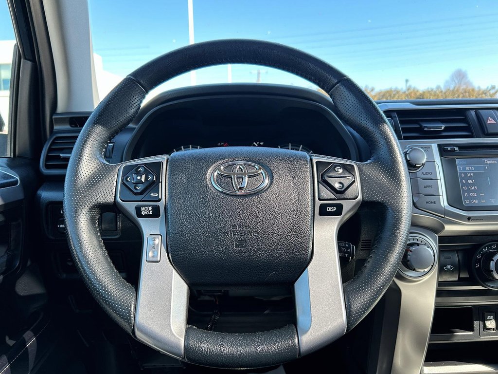 Toyota 4Runner  2017 à Québec, Québec - 11 - w1024h768px