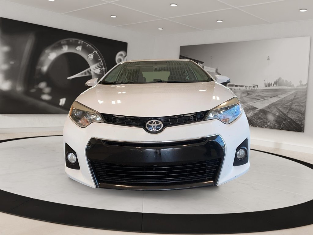 2014 Toyota Corolla in Quebec, Quebec - 2 - w1024h768px