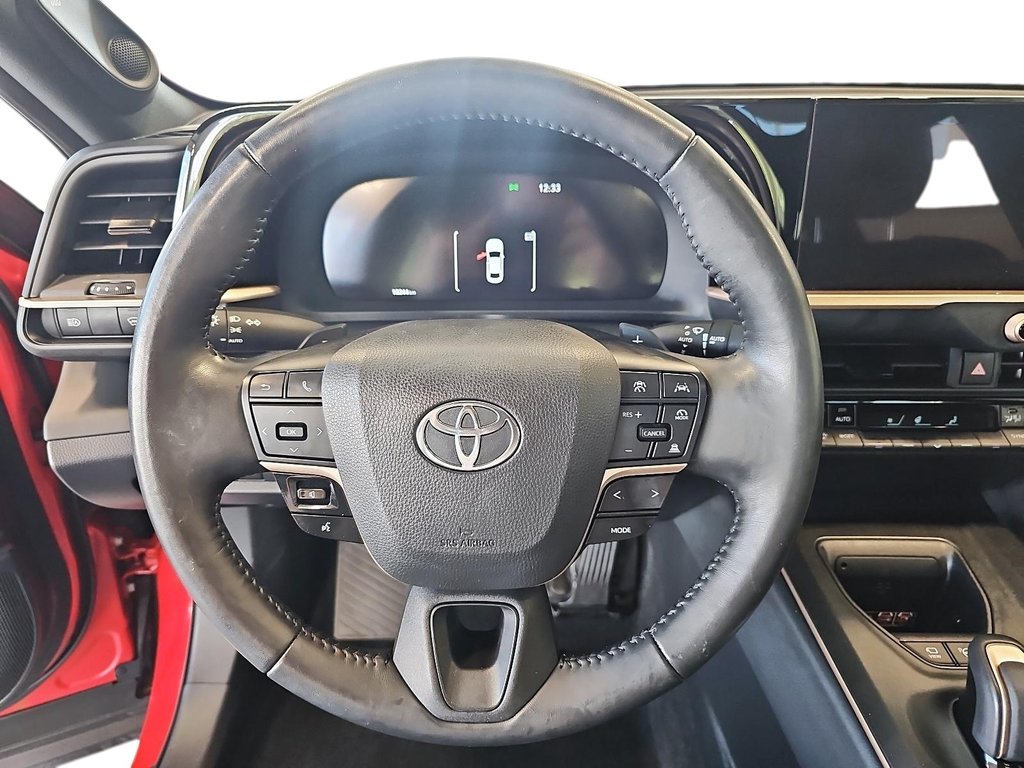 2023 Toyota CROWN in Quebec, Quebec - 12 - w1024h768px