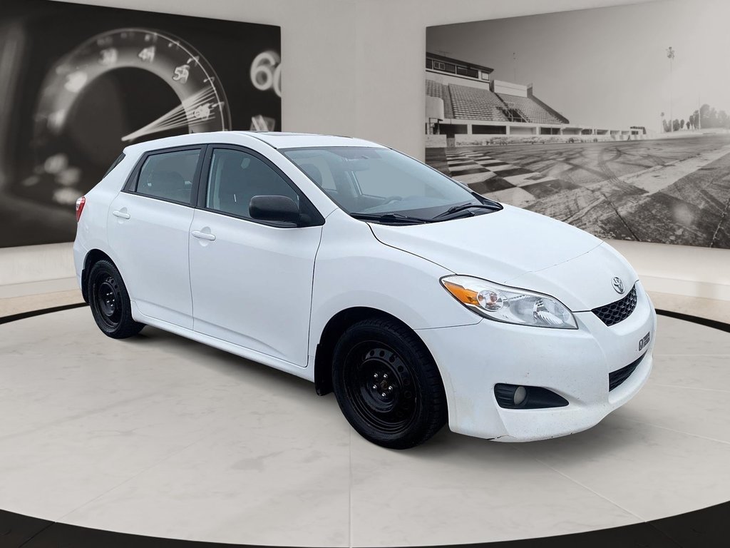 2012 Toyota Matrix in Quebec, Quebec - 3 - w1024h768px