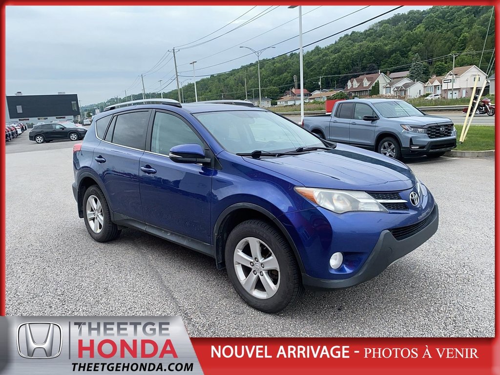 Toyota RAV4  2014 à Québec, Québec - 4 - w1024h768px