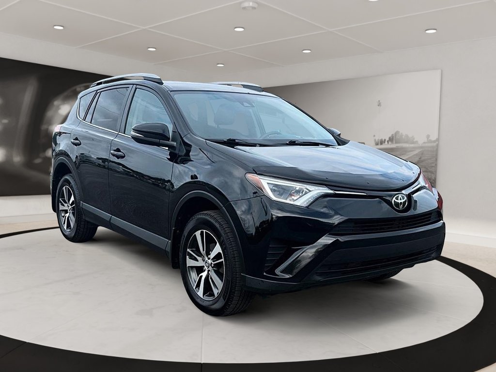 Toyota RAV4  2018 à Québec, Québec - 3 - w1024h768px