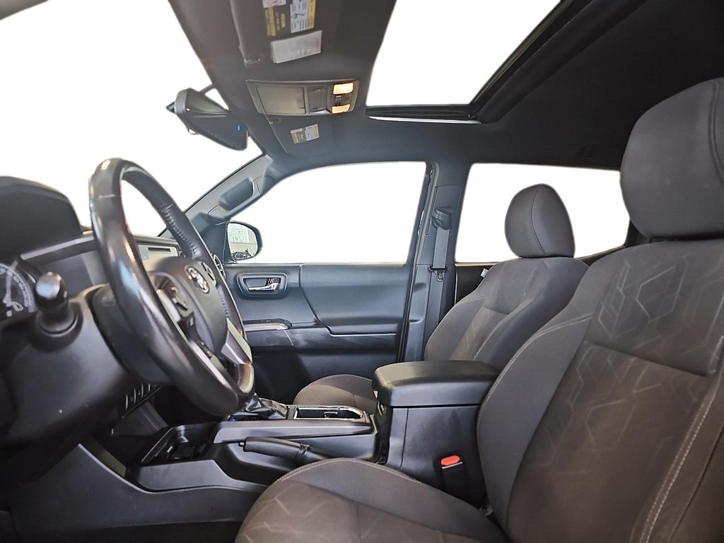 Toyota Tacoma  2017 à Québec, Québec - 17 - w1024h768px