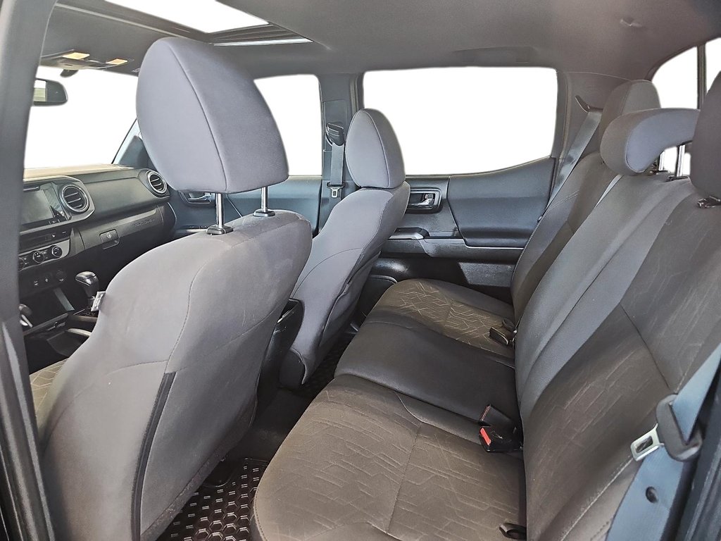 Toyota Tacoma  2017 à Québec, Québec - 7 - w1024h768px