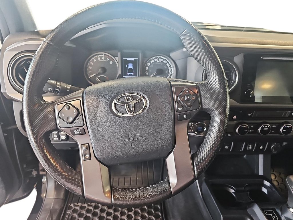 Toyota Tacoma  2017 à Québec, Québec - 12 - w1024h768px