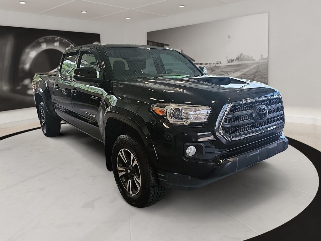 Toyota Tacoma  2017 à Québec, Québec - 3 - w1024h768px