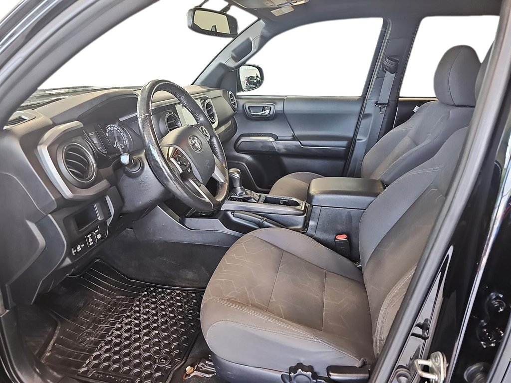 Toyota Tacoma  2017 à Québec, Québec - 9 - w1024h768px